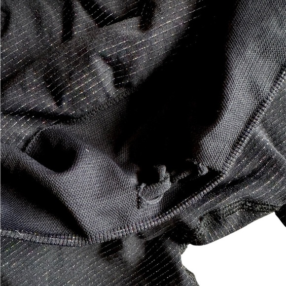 ATHLETA 7/8 Leggings Stretchy Activewear Yoga Black Metallic Silver Stripe XL - Picture 3 of 4